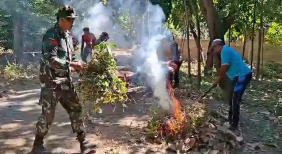 Dari Gotong Royong, Tumbuh Kebersamaan Babinsa dan Warga Juglangan