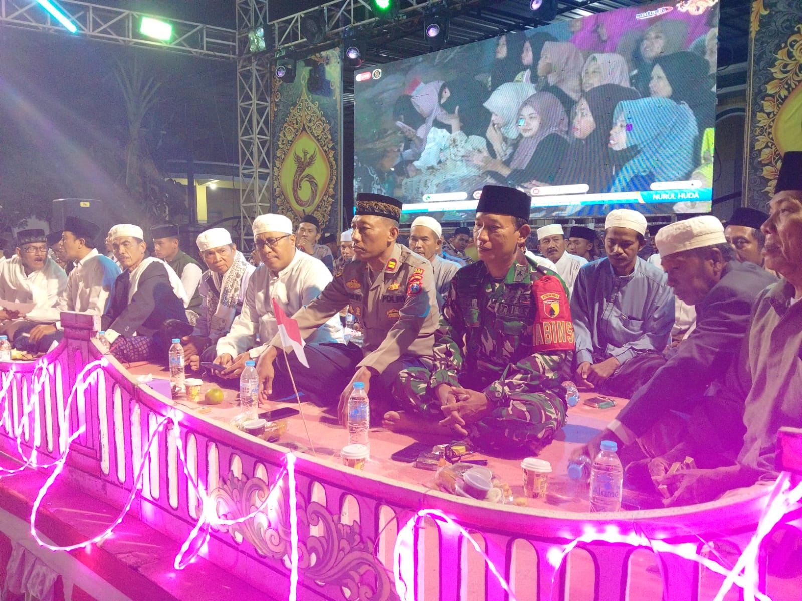 Semarak Milad ke-6 Majelis Taklim Nurul Huda, Warga Dawuan Larut dalam Pengajian dan Sholawat