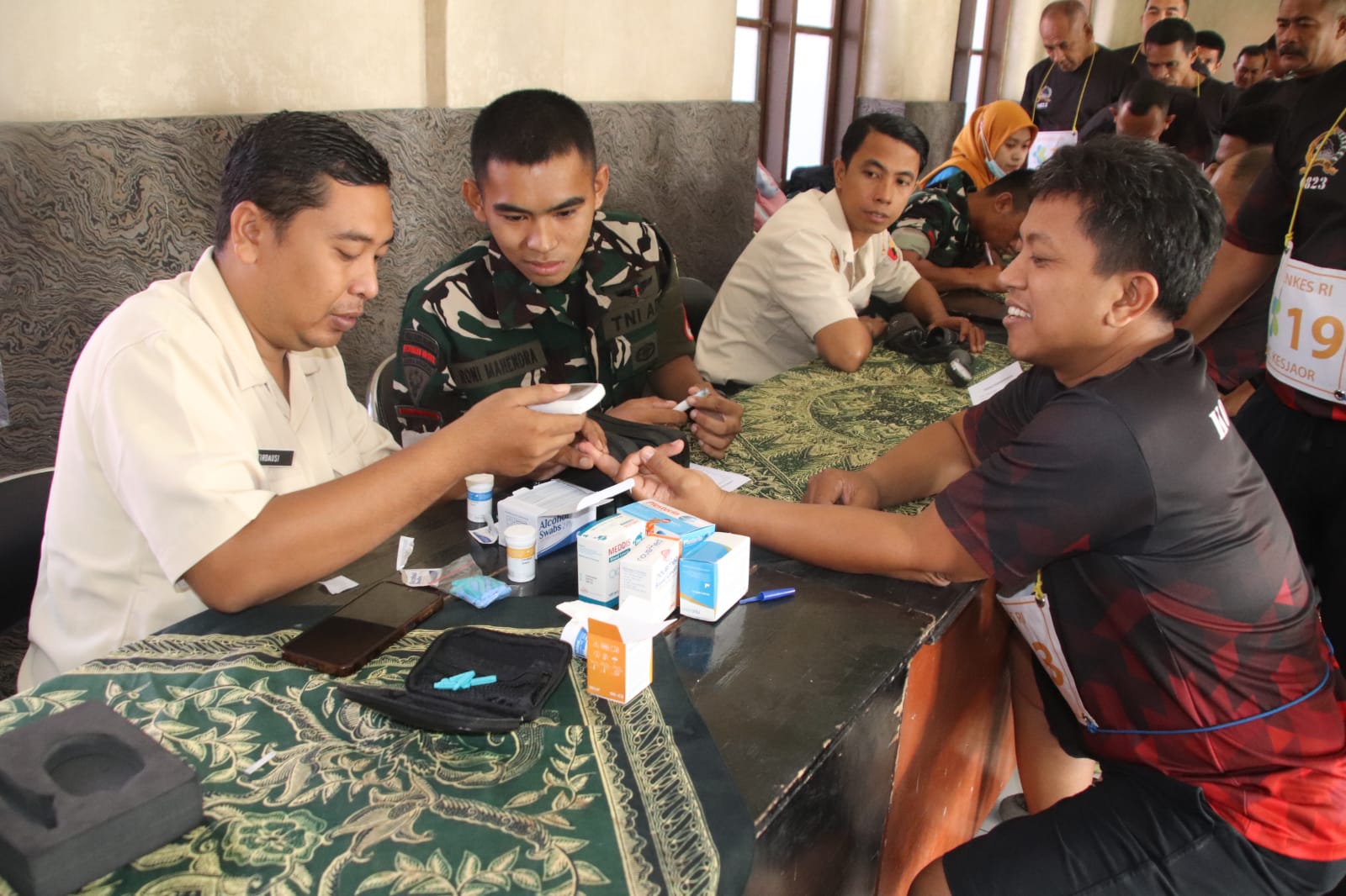 Jaga Kebugaran Personel, Kodim 0823/Situbondo Gelar Pemeriksaan Kesehatan Bersama Polkes dan Dinas kesehatan kab Situbondo UPT Puskesmas Situbondo